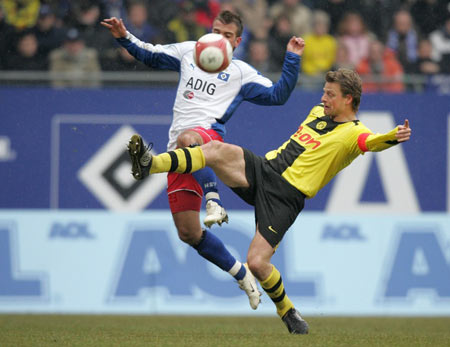 场上气氛也 场上气氛也