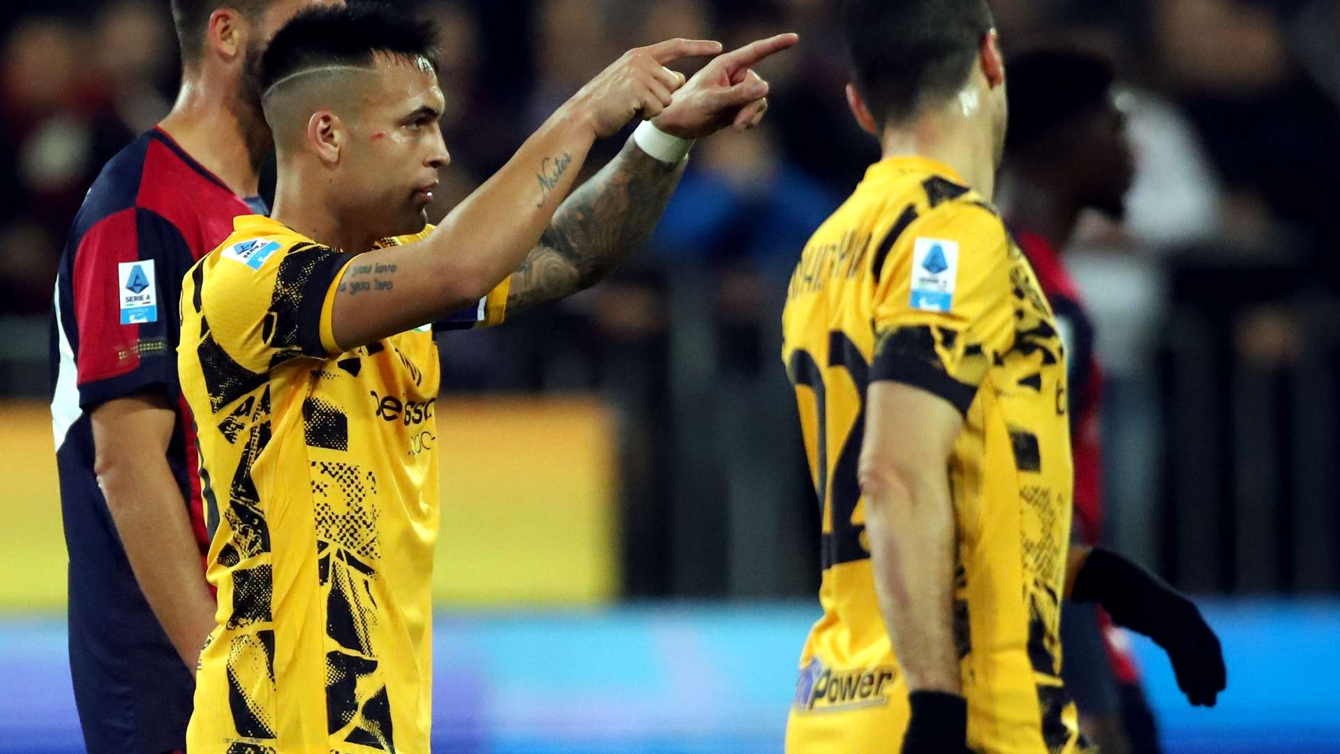 路并不平坦 路并不平坦